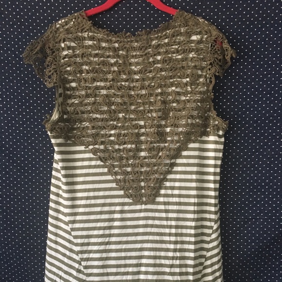 Designer Top with Crochet Details - Picture 3 of 4